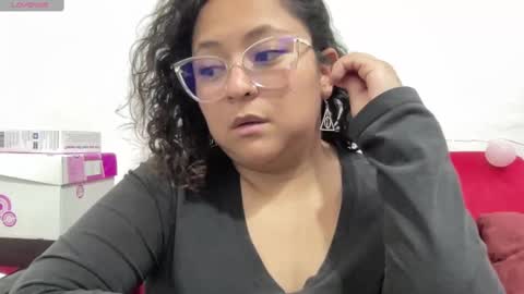 sophiaburton online show from 09/12/25, 09:48