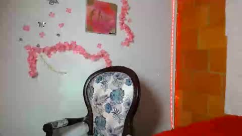 Snapshot of sophiadazza666 chatting on 10/15/25, 11:16 sophia online show from 10/15/25, 11:16