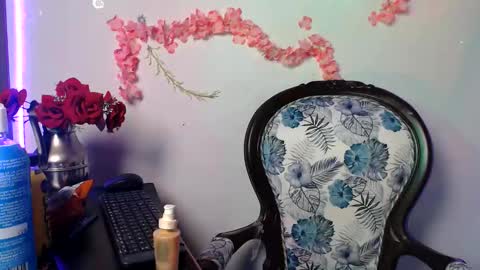 Snapshot of sophiadazza666 chatting on 10/25/25, 11:10 sophia online show from 10/25/25, 11:10