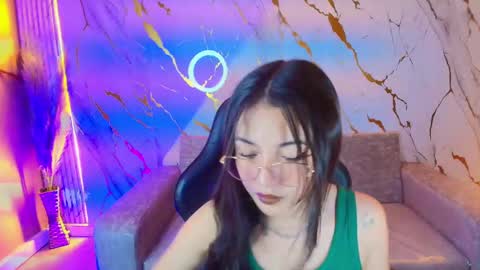 Snapshot of sophiadoll_tf chatting on 09/19/25, 08:09 sophiadoll_tf online show from 09/19/25, 08:09