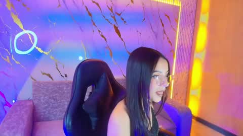 Snapshot of sophiadoll_tf chatting on 09/20/25, 08:21 sophiadoll_tf online show from 09/20/25, 08:21