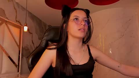 sophiadoll_tf online show from 02/04/26, 08:47