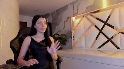 sophiadoll_tf online show from 05/20/26, 09:43