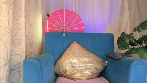 Sophia online show from 05/08/26, 10:09