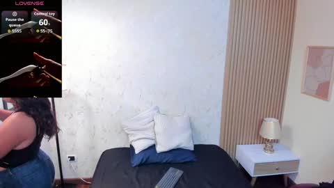 Snapshot of sophiahart_ chatting on 05/23/26, 11:58 Sophia online show from 05/23/26, 11:58