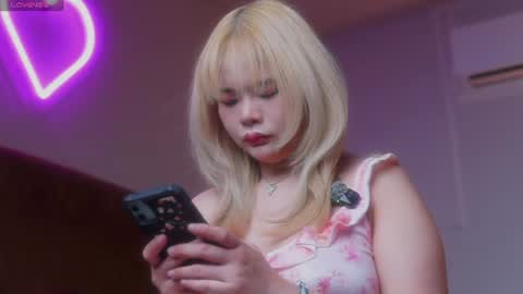 Snapshot of sophialaxx chatting on 06/28/26, 08:48 Sophia online show from 06/28/26, 08:48