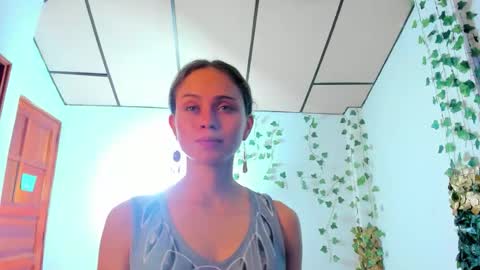 Snapshot of sophiamiller6 chatting on 03/10/26, 01:05 sophiamiller6 online show from 03/10/26, 01:05