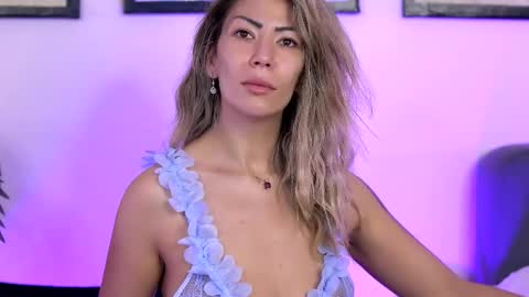 Sophie online show from 06/04/26, 03:01