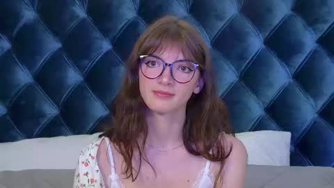 Snapshot of sophiaprove chatting on 03/01/26, 05:59 SophiaProve online show from 03/01/26, 05:59