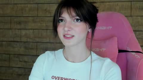 Snapshot of sophiaprove chatting on 05/03/26, 04:57 SophiaProve online show from 05/03/26, 04:57