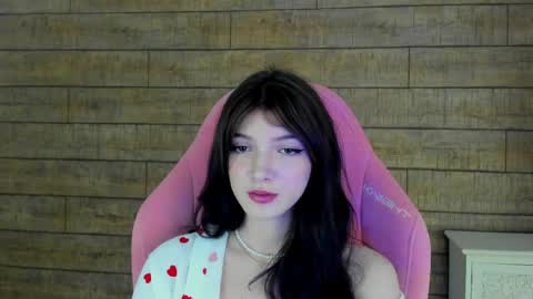 Snapshot of sophiaprove chatting on 05/08/26, 04:45 SophiaProve online show from 05/08/26, 04:45