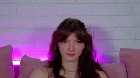Snapshot of sophiaprove chatting on 05/19/26, 08:15 SophiaProve online show from 05/19/26, 08:15