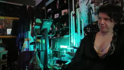 Sophie Satin1980 online show from 06/16/26, 10:56