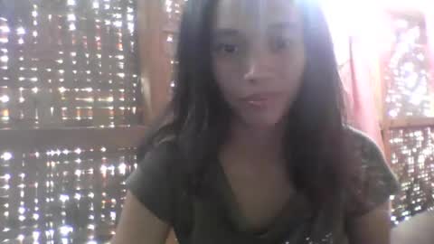 Snapshot of sophie_193 chatting on 03/04/25, 03:00 sophie_193 online show from 03/04/25, 03:00