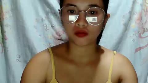 Snapshot of sophie_193 chatting on 05/09/26, 04:56 sophie_193 online show from 05/09/26, 04:56