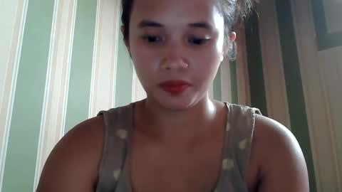 Snapshot of sophie_193 chatting on 06/04/26, 06:52 sophie_193 online show from 06/04/26, 06:52
