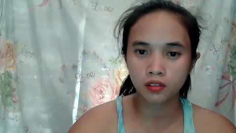 Snapshot of sophie_193 chatting on 06/09/26, 05:30 sophie_193 online show from 06/09/26, 05:30