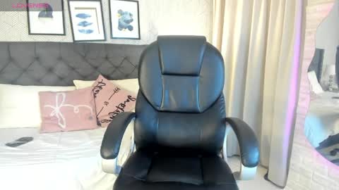 sophie__blare online show from 05/14/26, 07:20