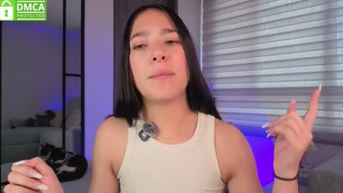 Sophie  online show from 12/13/25, 07:53