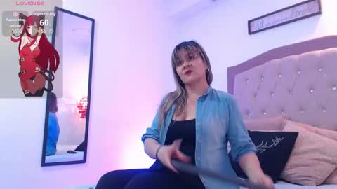 Sophie online show from 11/19/25, 08:20