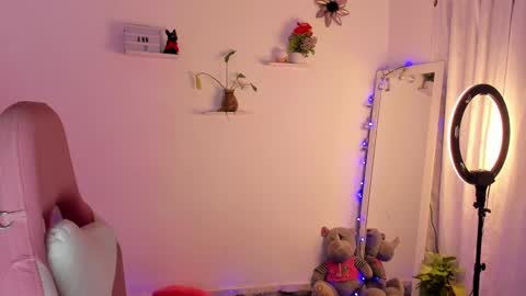 sophie doll online show from 01/08/25, 09:55