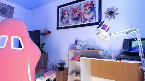 Snapshot of sophie_dolly_ chatting on 06/08/26, 03:07 sophie doll online show from 06/08/26, 03:07