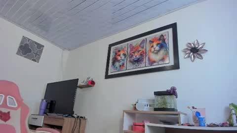 Snapshot of sophie_dolly_ chatting on 06/21/26, 12:46 sophie doll online show from 06/21/26, 12:46