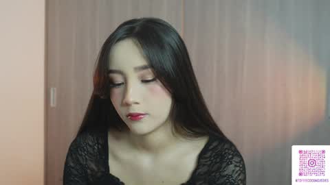 Snapshot of sophie_lii chatting on 04/11/26, 02:38 Sophie or Sof online show from 04/11/26, 02:38