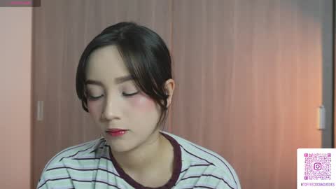 Snapshot of sophie_lii chatting on 04/22/26, 11:06 Sophie or Sof online show from 04/22/26, 11:06