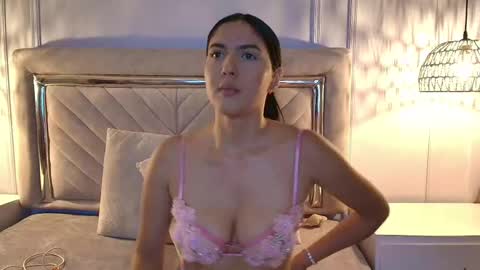 Sofia  online show from 02/19/25, 10:09
