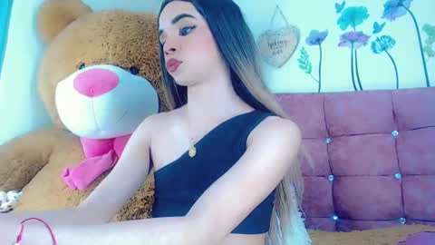 sophie_miaa online show from 02/11/25, 06:01