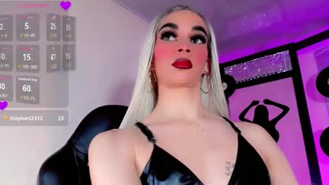 sophie_miaa online show from 10/13/25, 11:32