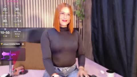 sophie_new25 online show from 10/13/25, 01:49