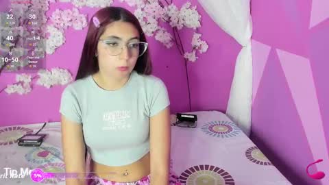 Valentina online show from 09/10/25, 11:43