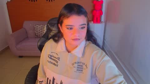Sofia online show from 12/21/24, 11:11