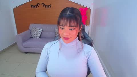 Sofia online show from 02/14/25, 11:21