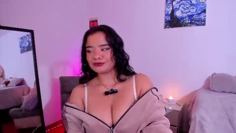 Sofia online show from 06/11/26, 11:52