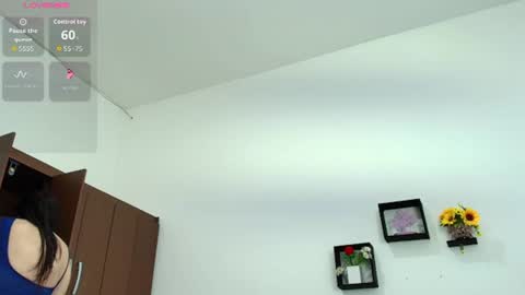 SOPHIE TYLER online show from 07/28/26, 01:21