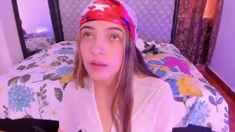 Sophie online show from 06/11/26, 06:39