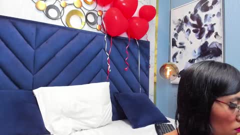 Snapshot of sophiebaker__ chatting on 02/22/25, 02:39 sophiebaker__ online show from 02/22/25, 02:39