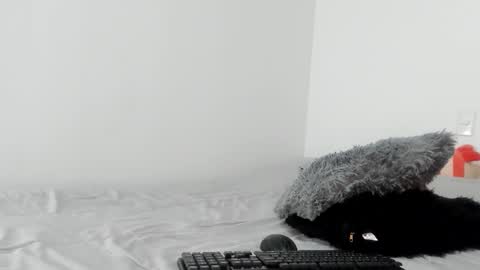 Snapshot of sophiebaker__ chatting on 03/11/25, 07:26 sophiebaker__ online show from 03/11/25, 07:26