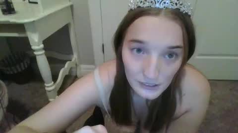 Sophie Bateman online show from 02/02/25, 01:34