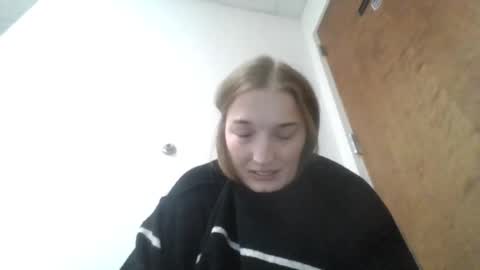 Sophie Bateman online show from 02/22/25, 06:30