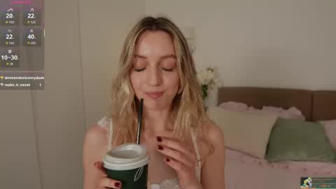 sophiebelll online show from 06/06/26, 11:26
