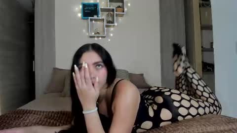sophiebellucci online show from 07/06/26, 02:52
