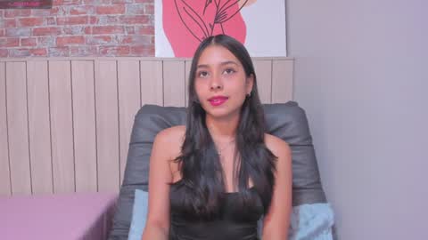 Sophie online show from 02/03/25, 12:36