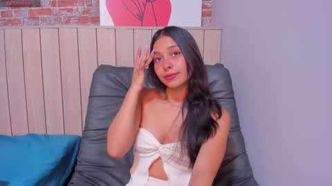 Sophie online show from 02/21/25, 06:37