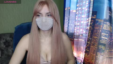 Sophie online show from 03/30/26, 08:48