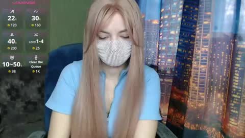 Sophie online show from 04/14/26, 08:42