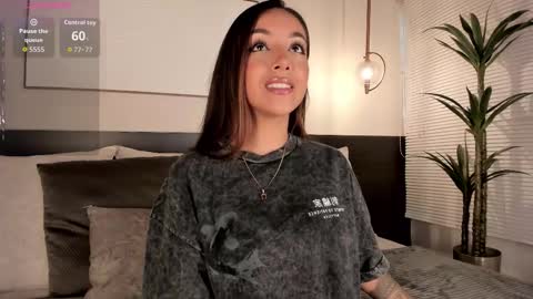     online show from 11/16/25, 08:14